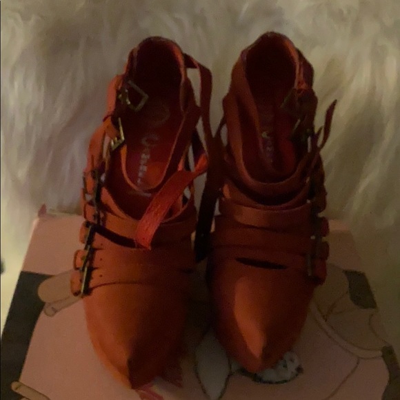 Brick red suede Jeffrey Campbell wedges - Picture 3 of 4